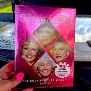 Golden Girls 3 disc set-Season 3-new sealed!